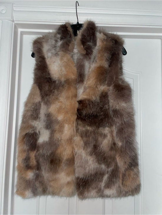 Fabulous Furs Jackets & Blazers - FABULOUS FURS CALICO FOX FAUX FUR VEST SZ XS NWOT 1st Sample